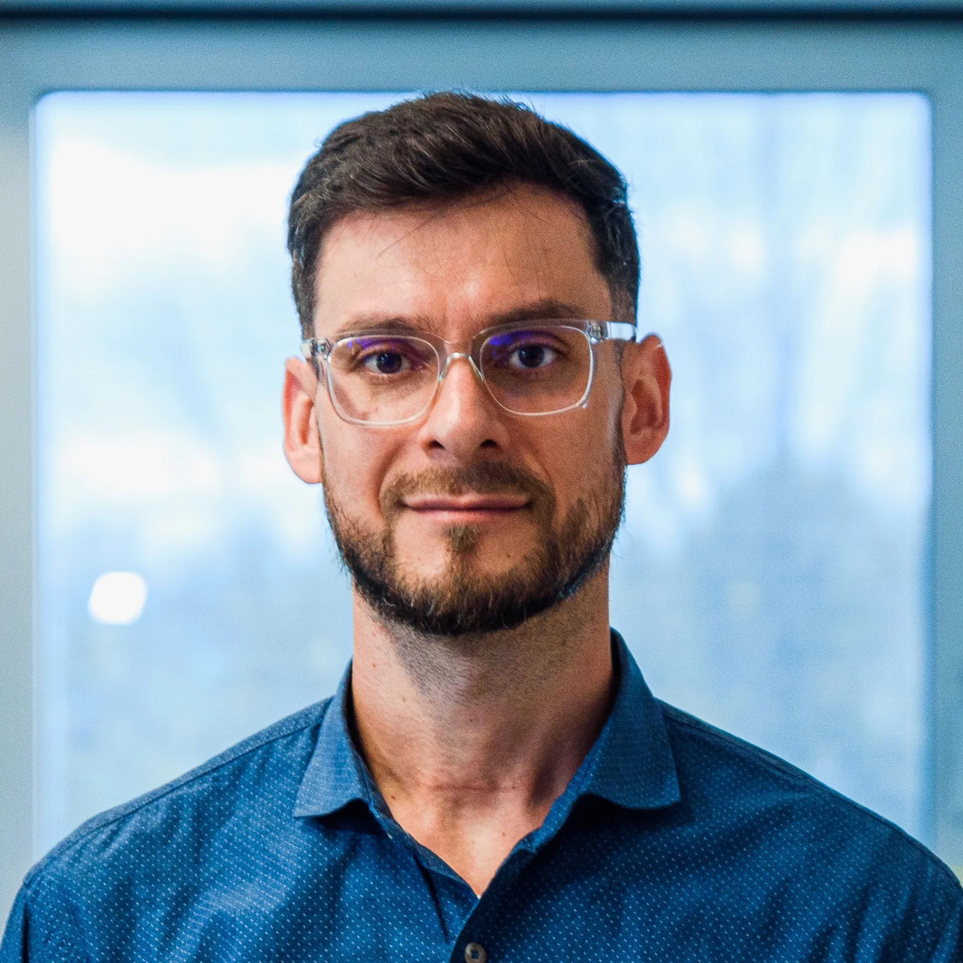 Dr. Alvaro J. Conde, PhD - Independent Microfluidics & Systems Engineering Consultant